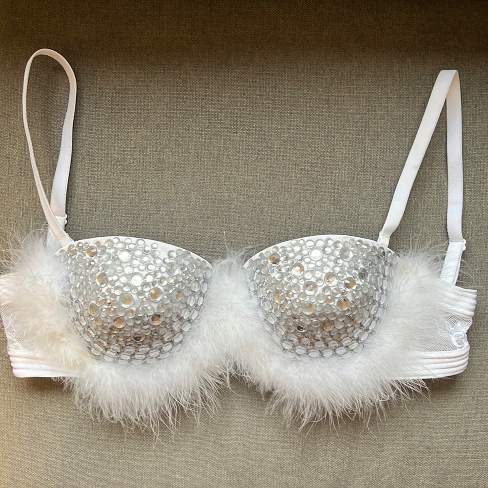 Custom White Bejeweled Fuzzy Bra Sz 34D